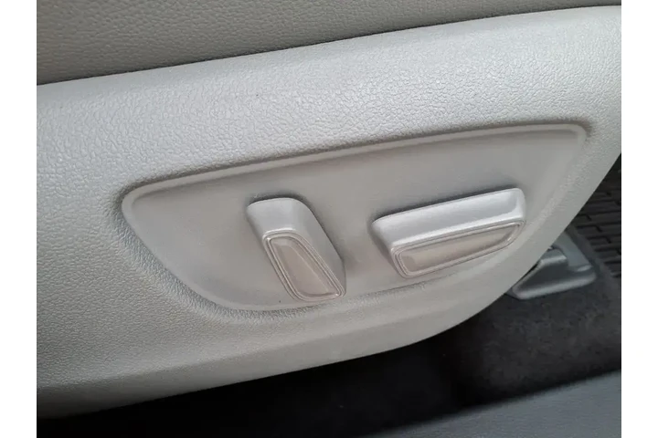 $31787 : Toyota Highlander 2021 AWD X image 6