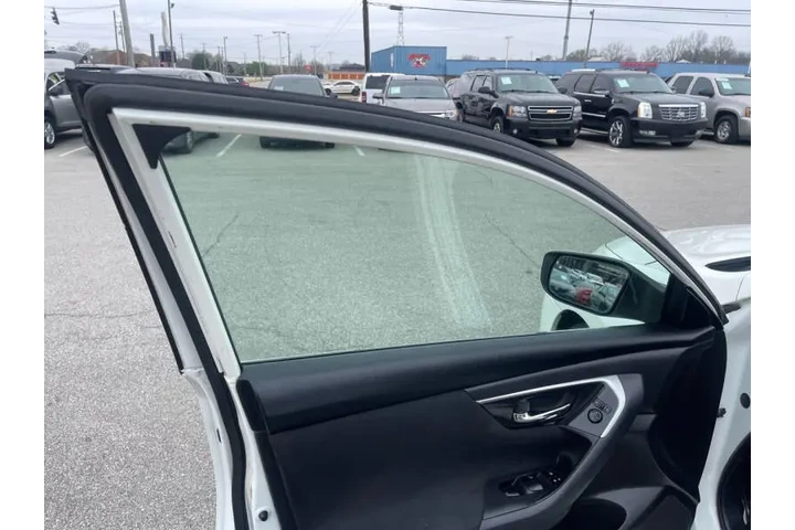 $4999 : 2014 Altima 2.5 S image 10