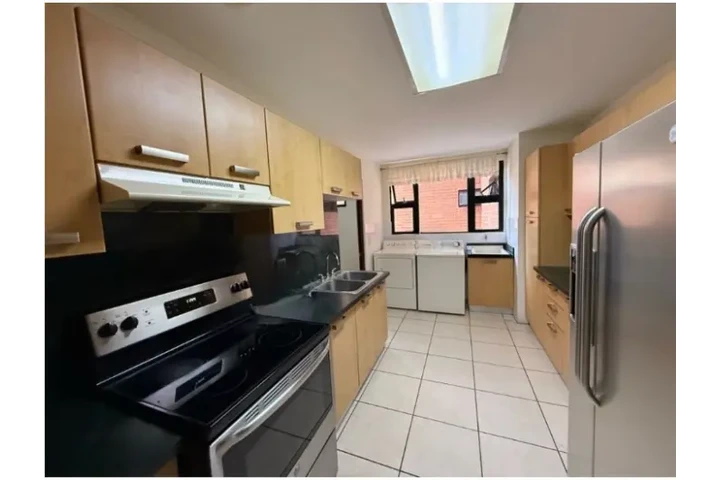 $1650 : Apartamento amplio en alquiler image 7