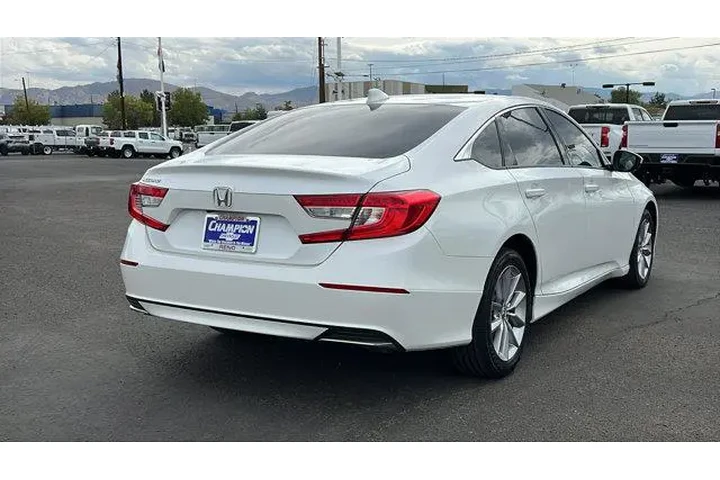 $27484 : Honda Accord 2022 LX 4dr Sed image 5