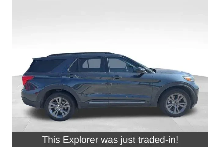 $39500 : Ford Explorer 2024 AWD XLT 4 image 1