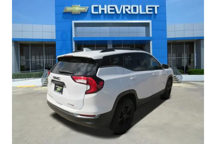 $33791 : GMC Terrain 2023 AWD AT4 4dr image 3