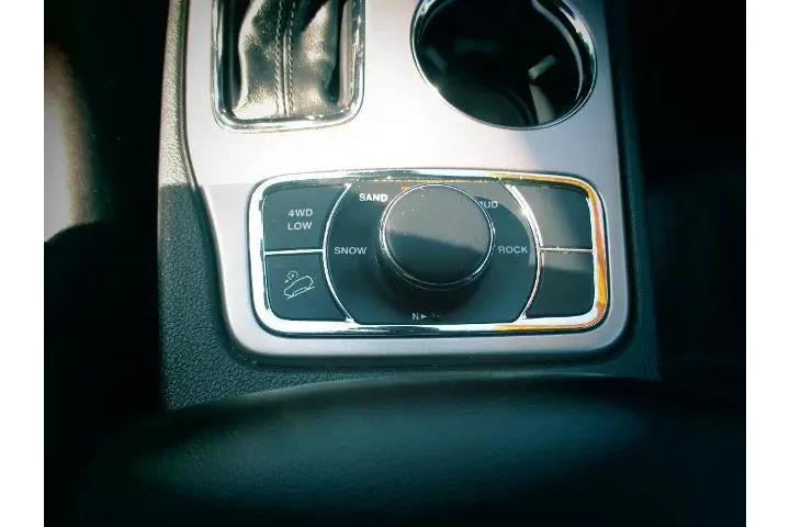 $14987 : Jeep Grand Cherokee 2019 4x4 image 10