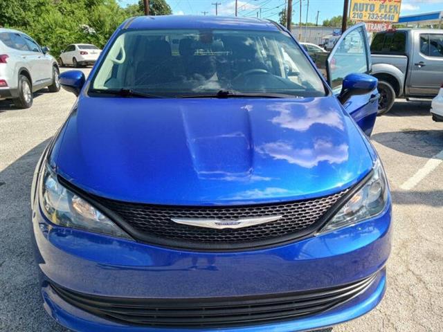 $16500 : 2019 Pacifica L image 1