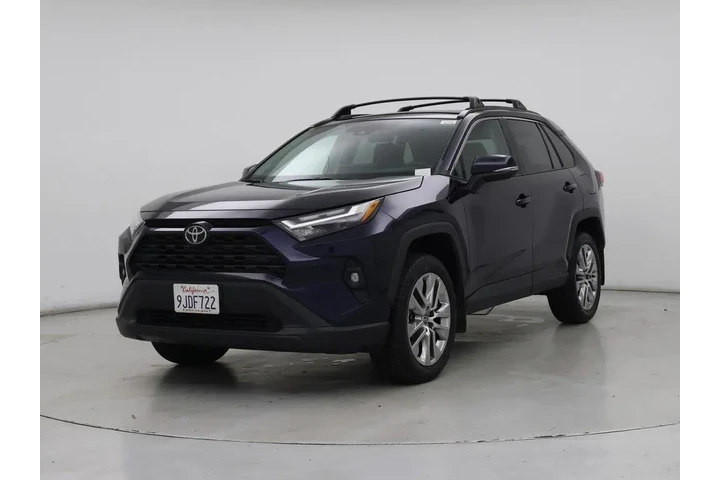 $32998 : Toyota RAV4 2023 AWD XLE Pre image 4