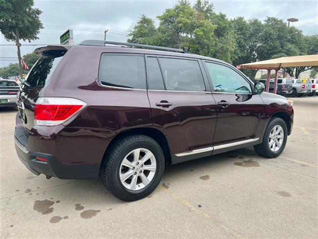 $14950 : 2011 TOYOTA HIGHLANDER Limited image 7