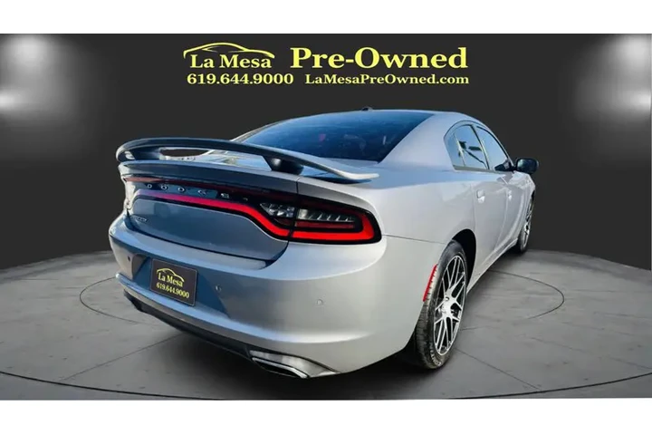 $8995 : 2015 Charger SE image 6