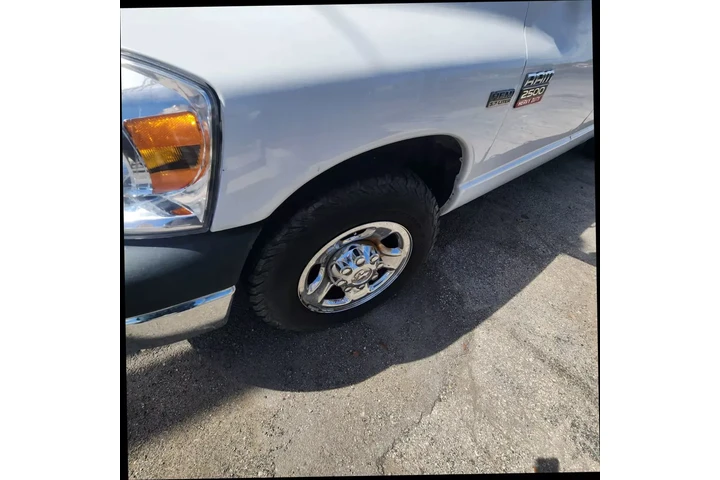 $7500 : 2009 DODGE RAM 2500 QUAD CAB2 image 4