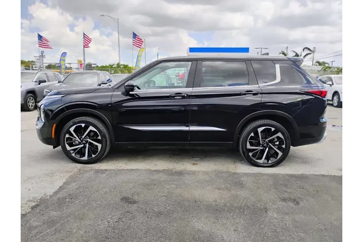 $12850 : 2022 Outlander SE image 7