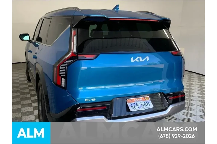 $39060 : Kia EV9 2024 AWD Land 4dr SU image 7