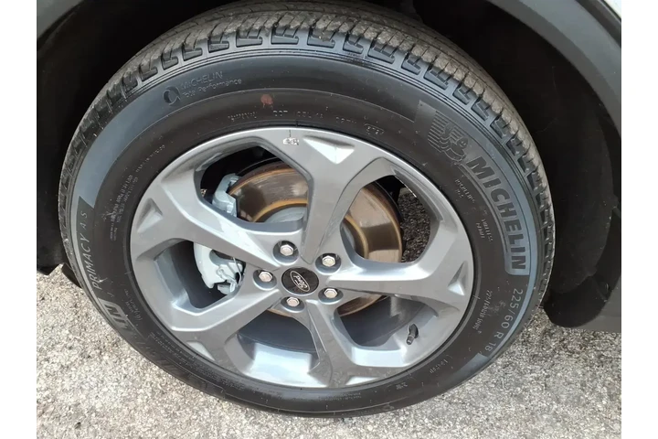$28642 : Ford Escape 2025 ST-Line 4dr image 7