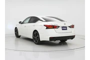 $21998 : Nissan Altima 2023 2.5 SR 4d thumbnail