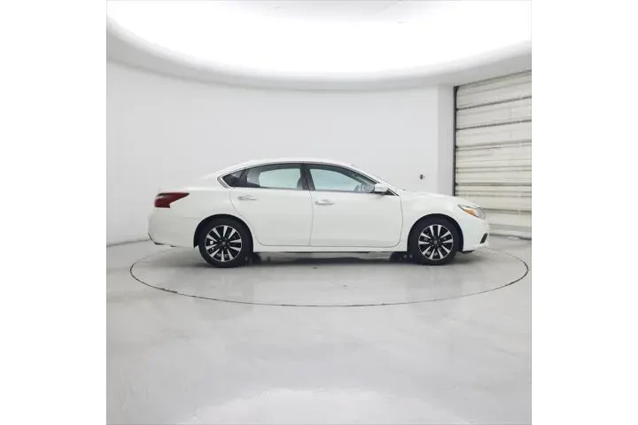 $14998 : Nissan Altima 2018 2.5 SL 4d image 7