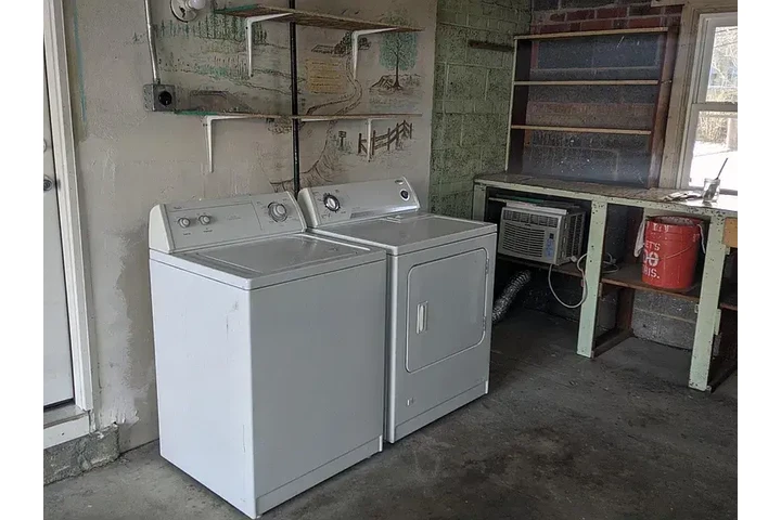 $2200 : Esta acogedora casa de dos dor image 9