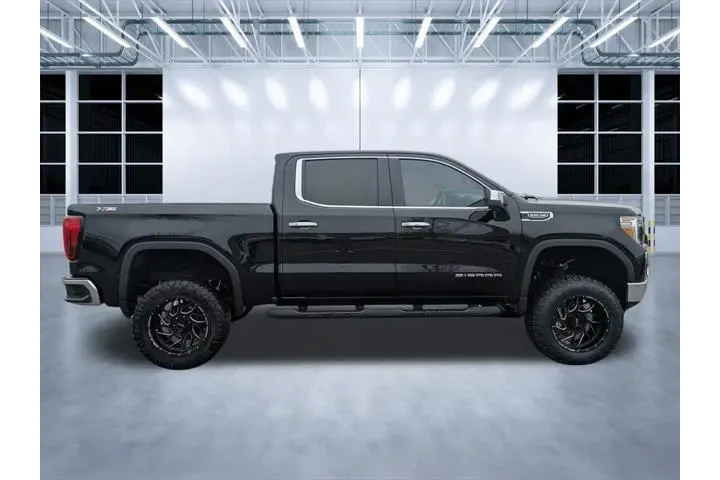 $36595 : GMC Sierra 1500 2021 4x4 SLT image 3