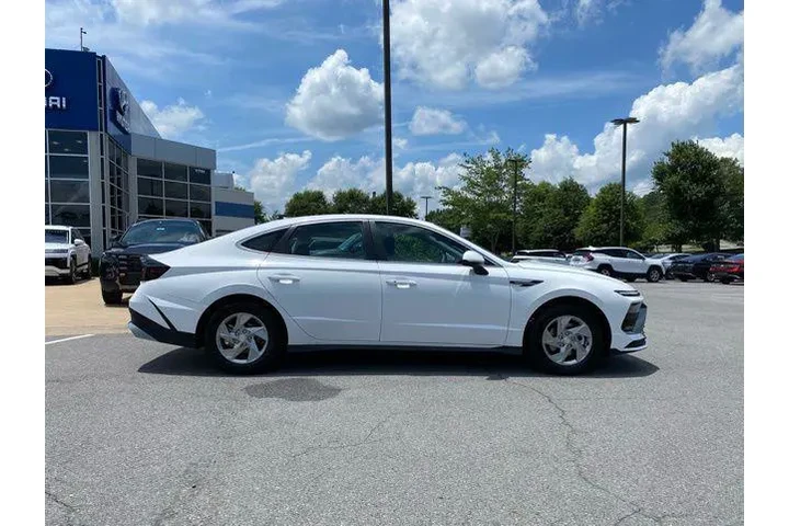 $27162 : Hyundai SONATA 2025 SE 4dr S image 8