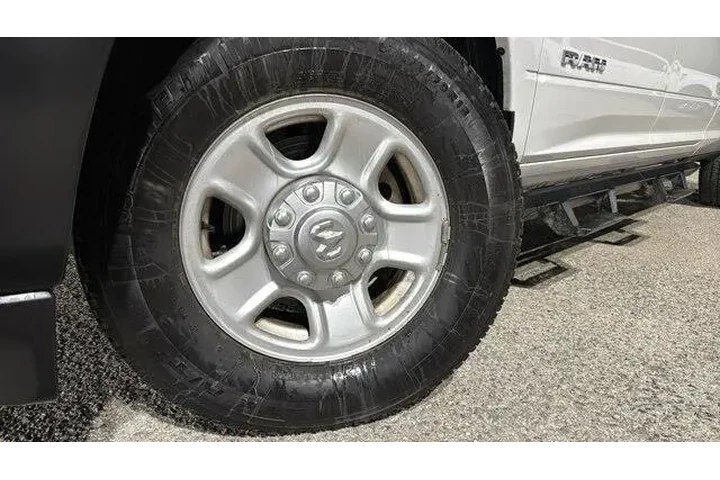 $38954 : Ram 3500 2020 4x2 Tradesman image 9