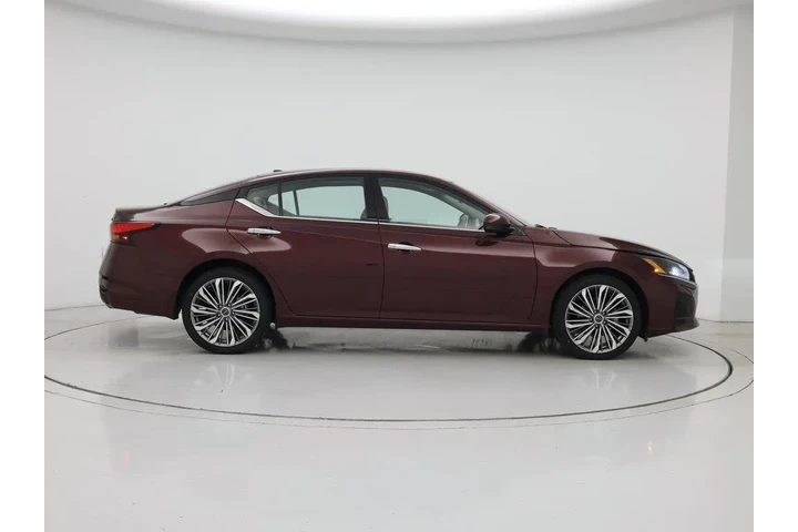 $24998 : Nissan Altima 2023 AWD 2.5 S image 7