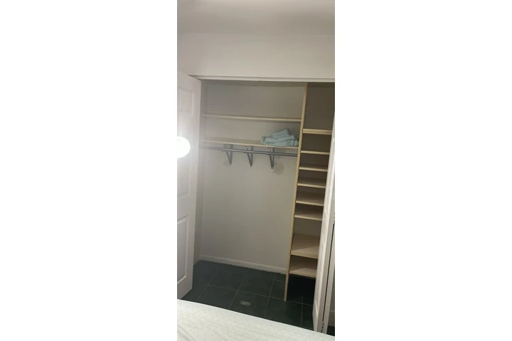 $950 : Habitación image 1