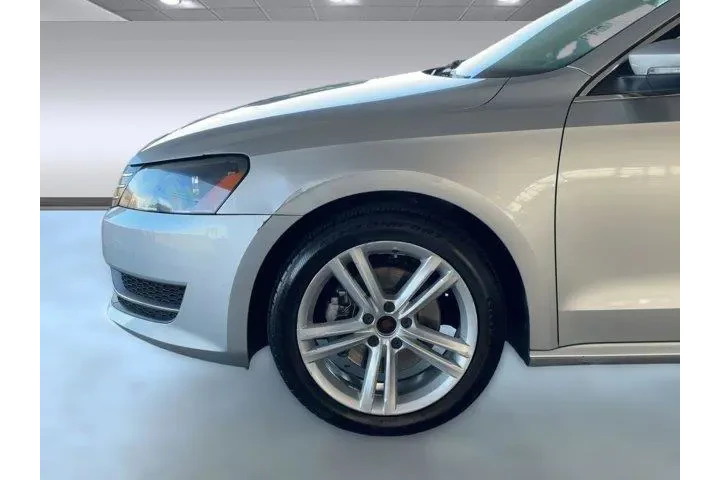 $6798 : Volkswagen Passat 2014 2.5L image 10