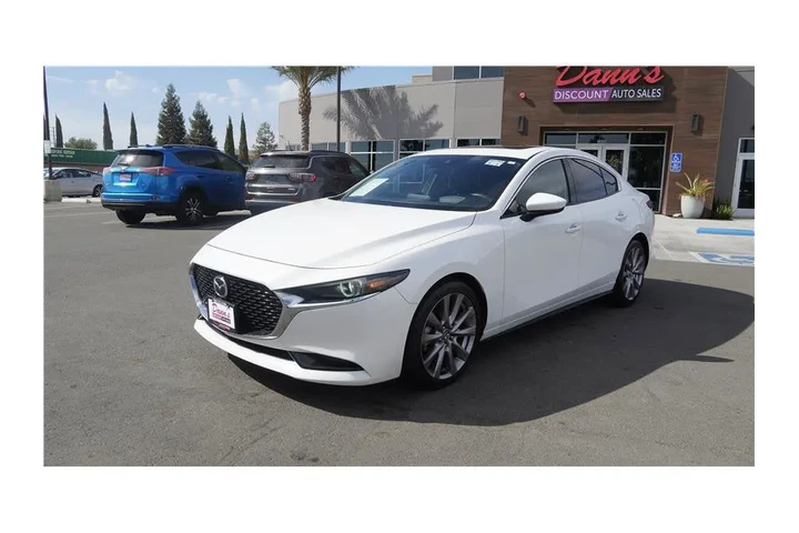 $18984 : 2019 3 Sedan w/Premium Pkg image 2