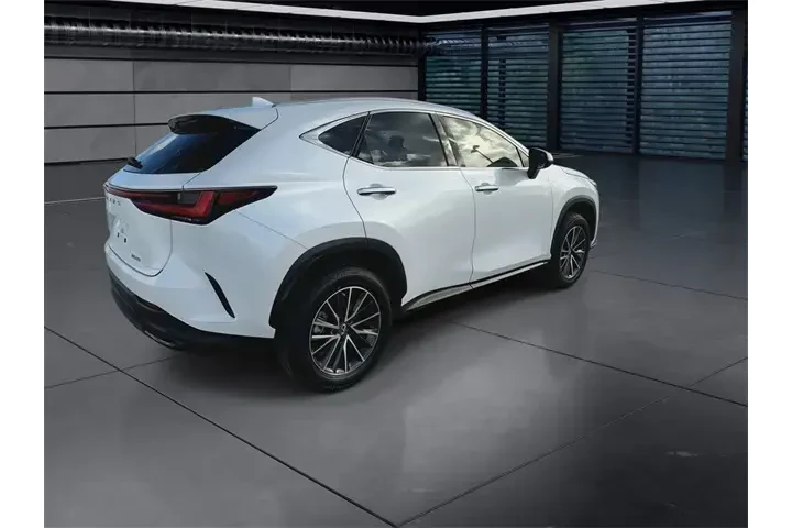 $34588 : Lexus NX 250 2023 4dr Crosso image 8