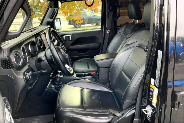 $24799 : Jeep Gladiator 2021 4x4 High image 7