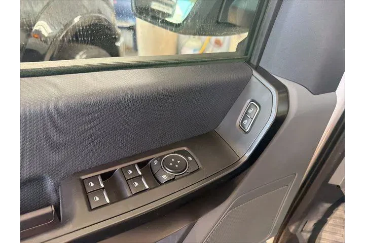 $23992 : Ford F-150 2021 4x2 XL 4dr S image 5