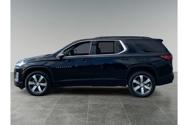 $38100 : Chevrolet Traverse 2023 4x4 image 2