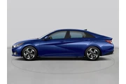 $15221 : Hyundai ELANTRA 2023 SEL 4dr thumbnail