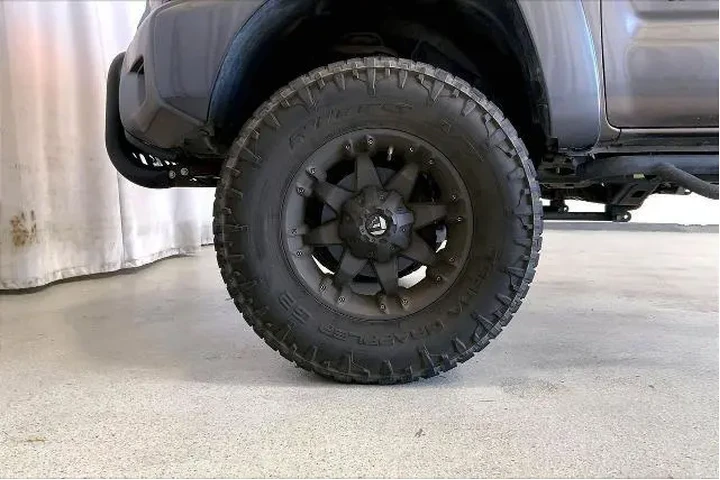 $17972 : Toyota Tacoma 2012 4x4 V6 4d image 6