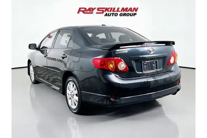$10988 : Toyota Corolla 2010 Base 4dr image 5