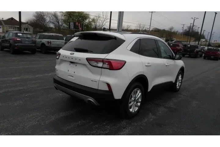 $24179 : Ford Escape 2022 AWD SE 4dr image 7