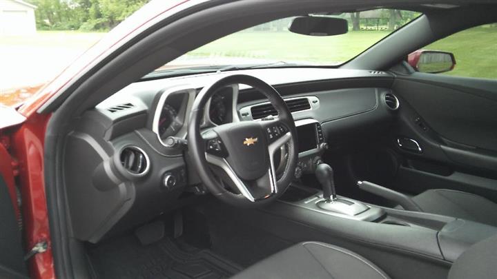 $8900 : 2014 Chevrolet Camaro LT image 4