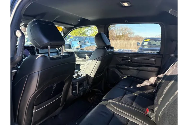 $32950 : 2022 RAM 1500 Limited image 8