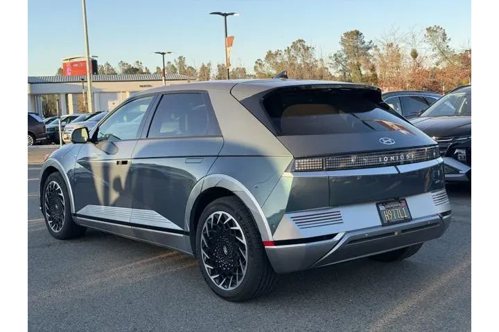 $31991 : Hyundai IONIQ 5 2024 AWD Lim image 6