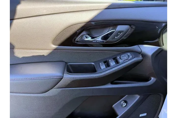 $36998 : Chevrolet Traverse 2023 4x4 image 8