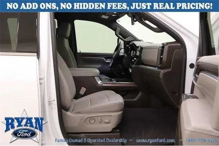 GMC Sierra 2500HD 2024 4x4 S image 7