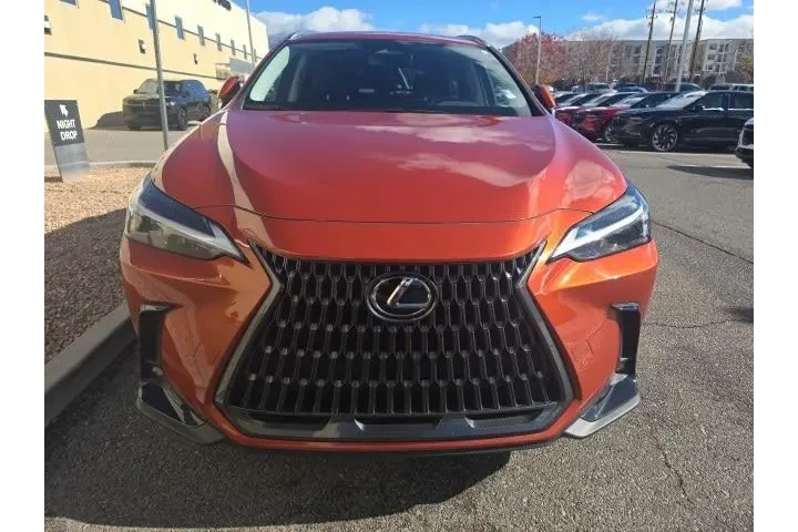 $34086 : Lexus NX 250 2022 AWD 4dr Cr image 2
