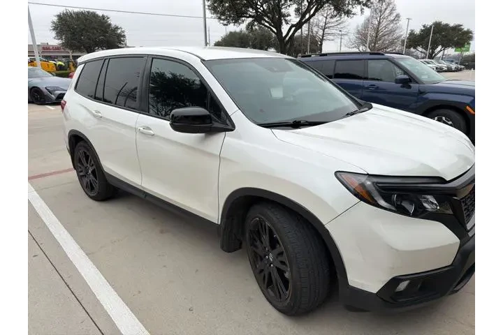 $19991 : Honda Passport 2019 Sport 4d image 2