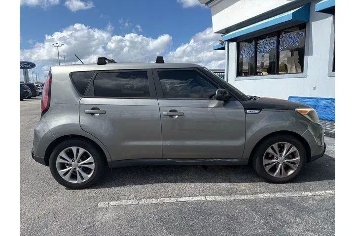 $9991 : Kia Soul 2016 + 4dr Crossove image 3