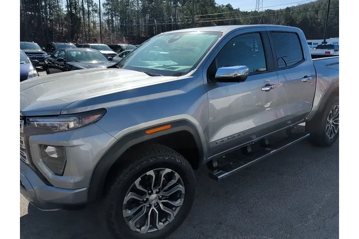 $40000 : GMC Canyon 2023 4x4 Denali 4 image 4