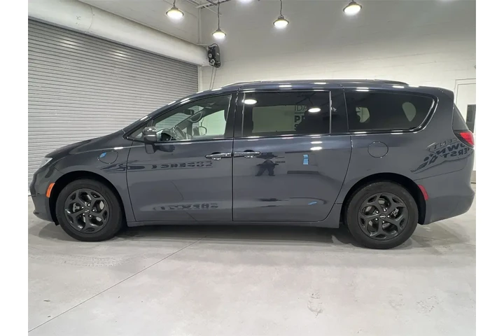 $26888 : Chrysler Pacifica Hybrid 202 image 5