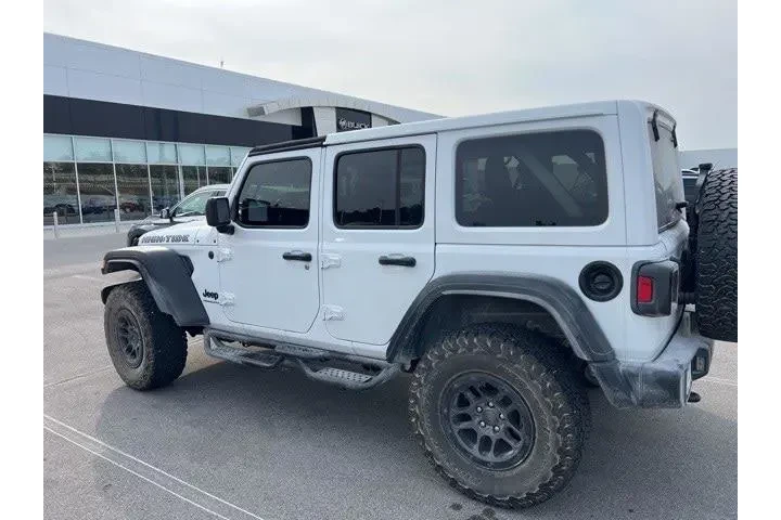 $35879 : Jeep Wrangler 2023 4x4 Sport image 4