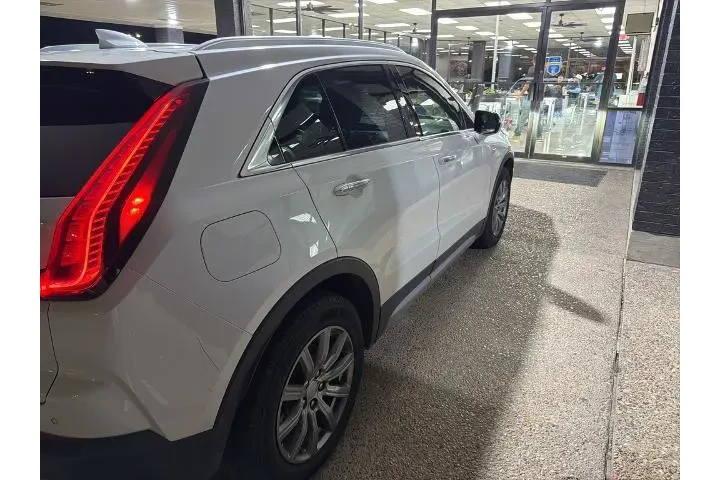 $22876 : Cadillac XT4 2021 Premium Lu image 3