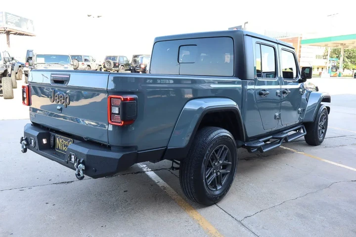 $36587 : 2024 Gladiator Sport S 4x4 image 5