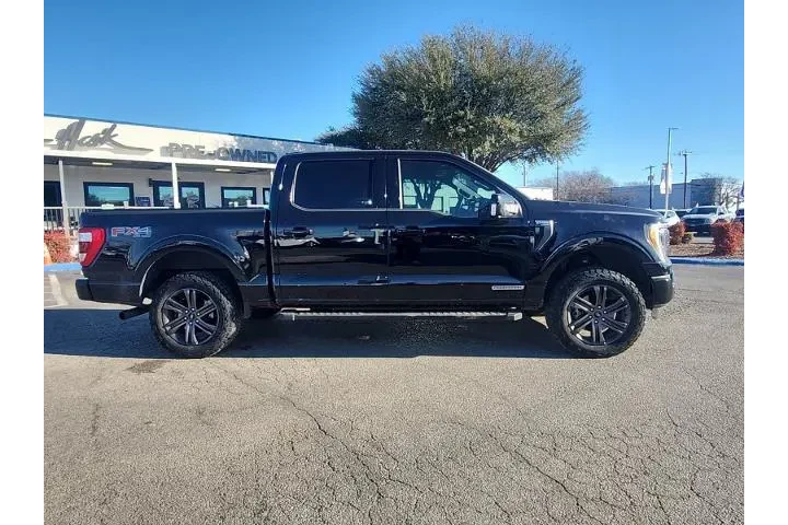$31998 : Ford F-150 2022 4x4 Lariat 4 image 2