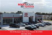 PRE-OWNED 2022 TOYOTA CAMRY en Madison WV