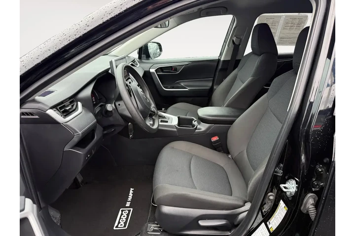 $28244 : Toyota RAV4 2025 AWD LE 4dr image 10