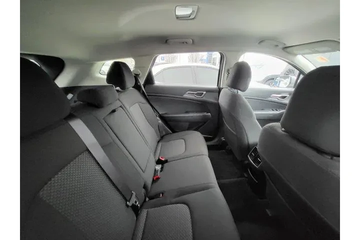 $27990 : Kia Sportage 2025 LX 4dr SUV image 9